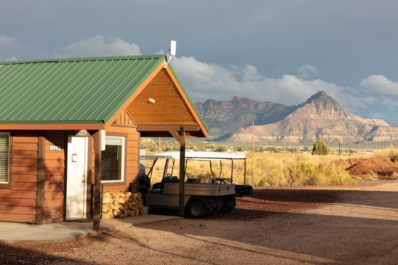 Gooseberry Lodges Zion National Park Area Apple Valley Exterior photo