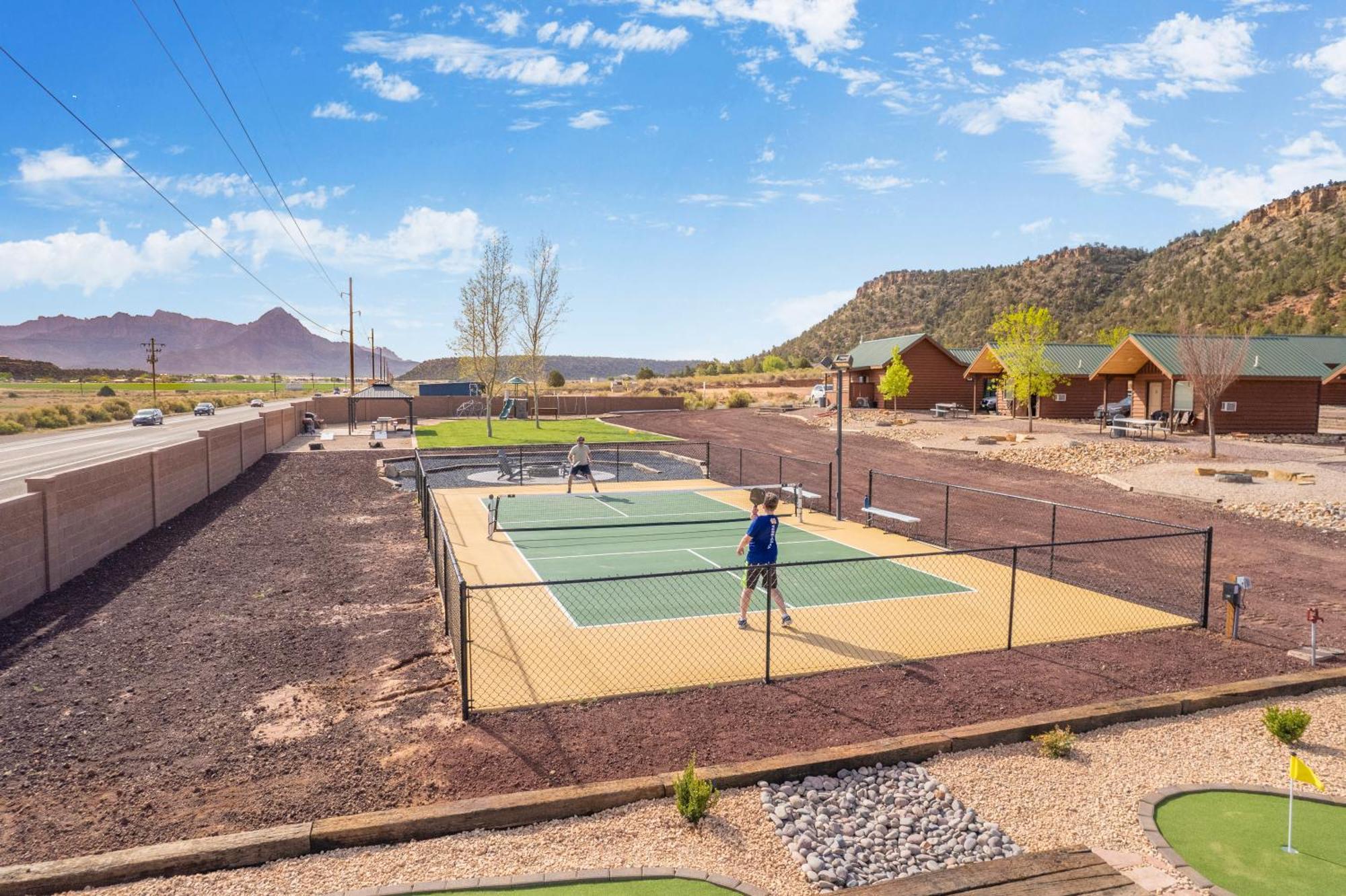 Gooseberry Lodges Zion National Park Area Apple Valley Exterior photo